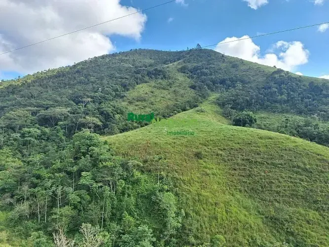 CHÁCARA FORMADA PRÓXIMO AO CENTRO DE MONTEIRO LOBATO-SP