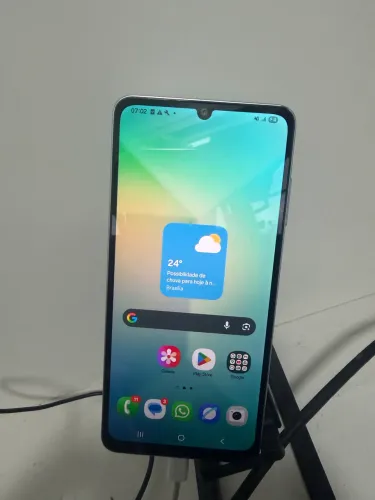 Samsung A06 na caixa .