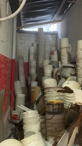 Baldes plástico para reciclagem