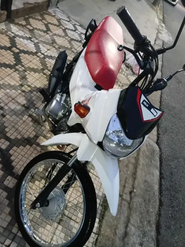Vendo moto honda pop modelo 24/25