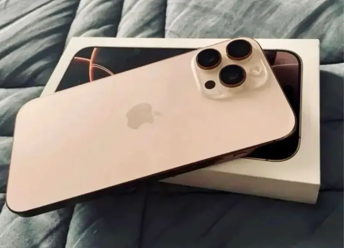 iPhone 16 Pro Max - titânio desert - 256 Gb - estado impecável, na garantia Apple !