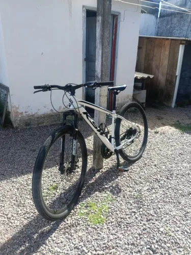 Bicicleta marca KSW ARO 29