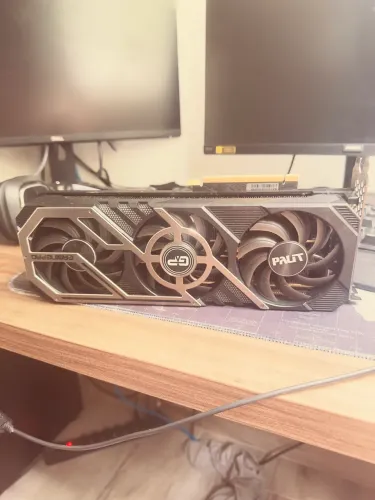 Placa de video RTX 3070 Ti
