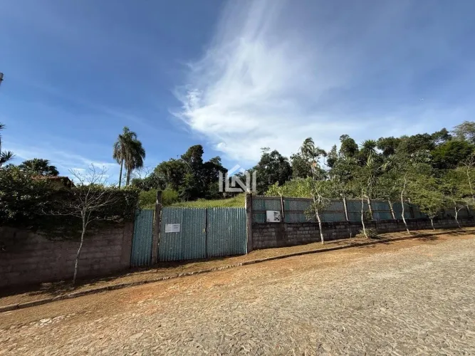 Terreno à venda no condomínio Paisagem Renoir II e III