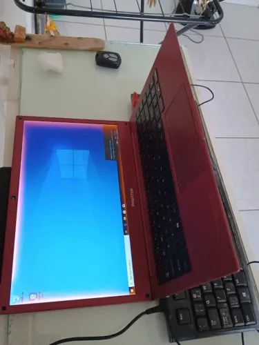 Notebook positivo motion red