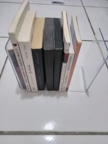 Suporte pra livros