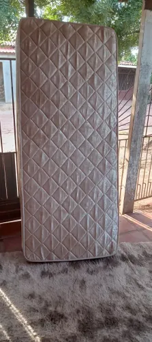 VENDO COLCHAO SOLTEIRO DE MOLAS