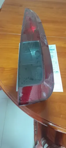 Lanterna traseira Fiesta Hatch esquerda