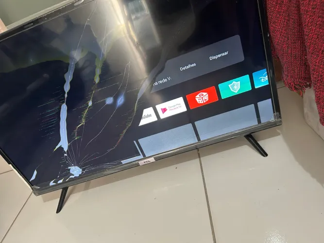 TV Semp TCL Smart 32?, modelo 32S6500S