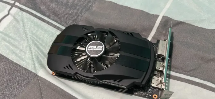 Placa de Vídeo ASUS Phoenix GeForce GTX 1650 4GB