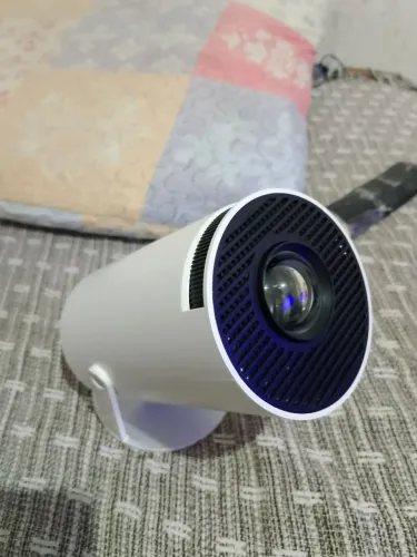 PROJETOR HY 300 SEMINOVO