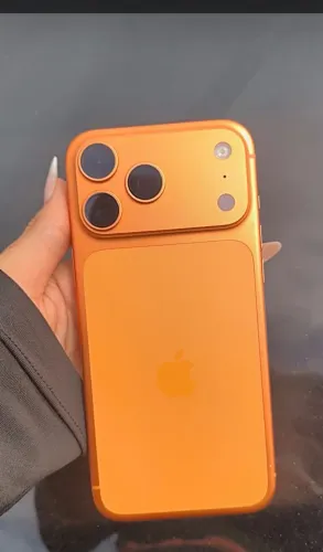 iPhone 17 pro max