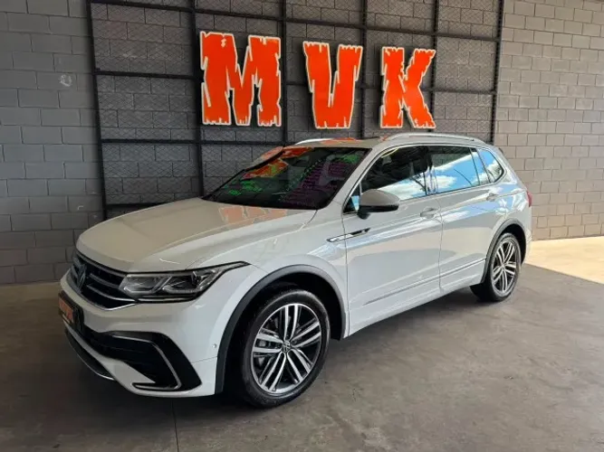 Volkswagen Tiguan Allspac R-line 300 TSI 2.0 2024