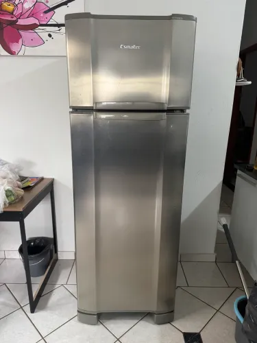 Geladeira Esmaltec 306 Litros - 220V