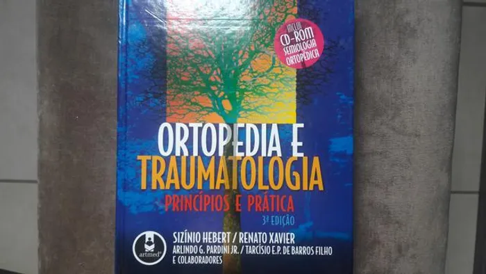 Livro Ortopedia e traumatologia 