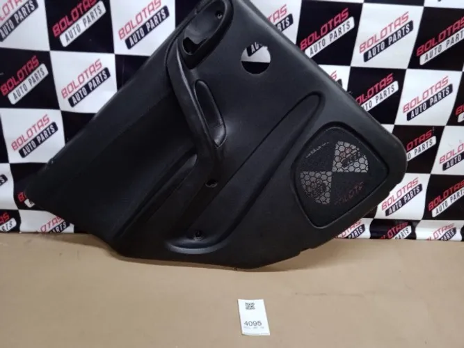 4095 Forro de porta traseira Esquerda Original Fiat Stilo 2002 a 2011