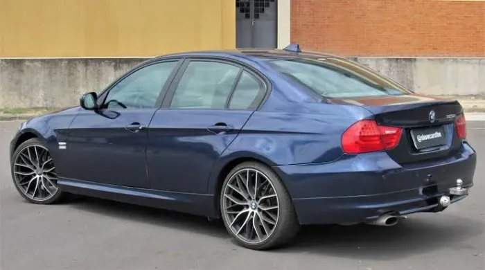 BMW 320i 2.0 Asp 2011 para retirada de peças.
