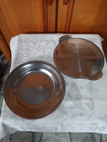 Par de bandejas, em inox, de servir redondas