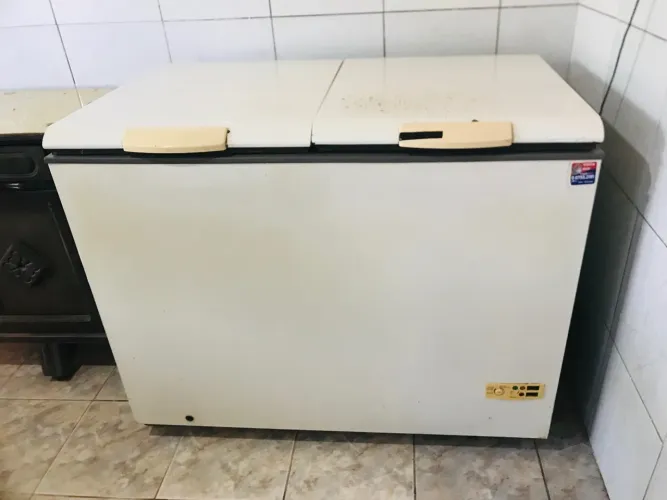 Vendo freezer da consul 