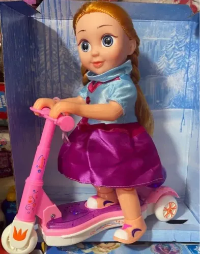 Boneca Frozen com Patinete - Anda e canta