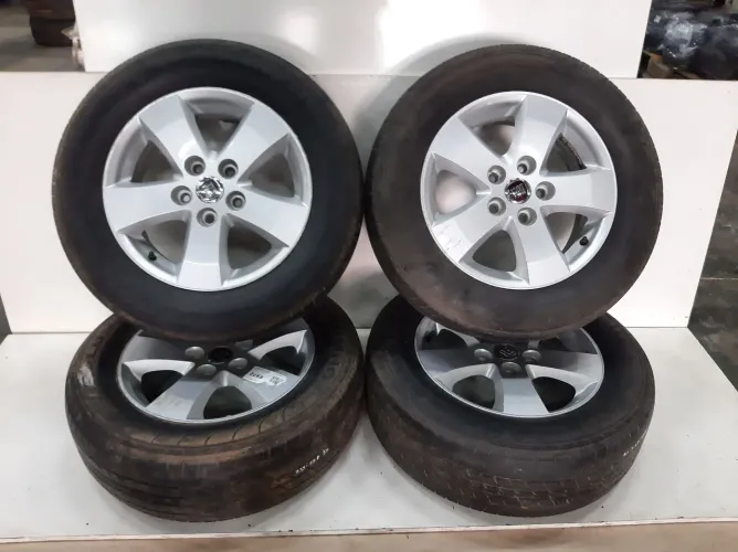 Jogo de roda Fiat Freemont 2012 Aro 17 original sem pneu 