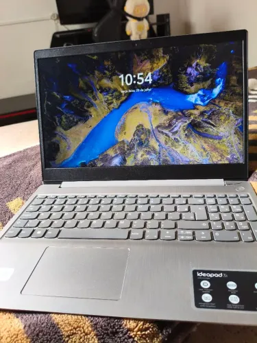 Notebook Lenovo IdeaPad 3i 4GB 128GB SSD Tela 15.6
