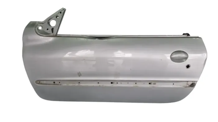 Porta esquerda Peugeot 206cc conversível 99/04 c/detalhe