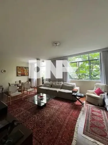 Apartamento - / Residencial / Flamengo