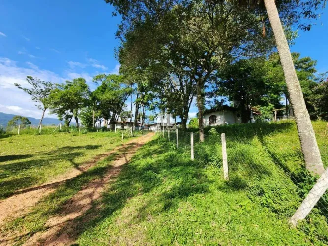 Casa Comercial à venda no bairro Centro