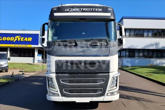 VOLVO FH 460 6X2T GLOBETROTTER 2018/2019