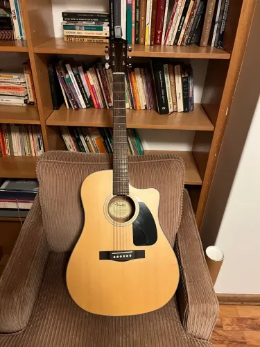 Fender CD-100CE