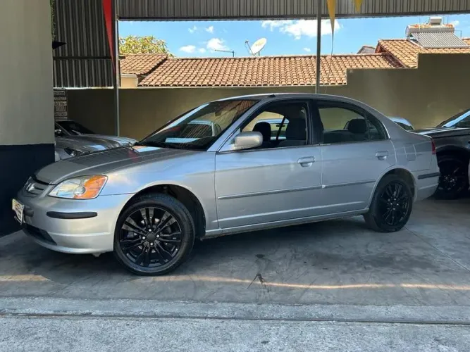 Honda Civic Sedan LX 1.7 16V 115cv Mec. 4P 2001