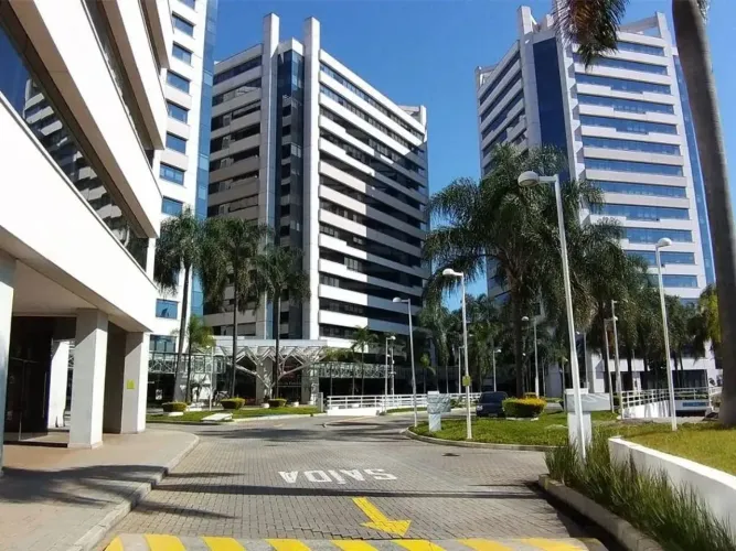 Sala à venda em Barueri, Alphaville, com 90 m², Centro Administrativo Rio Negro