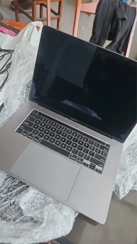 Macbook Pro ? 2018