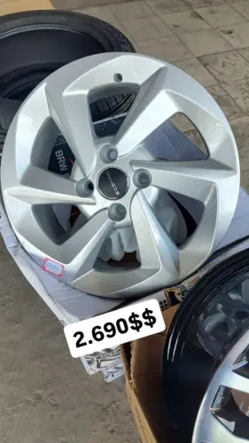 rodas aro 15 novas em 10 xsem juros