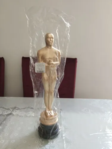 Estátua Oscar Plástico