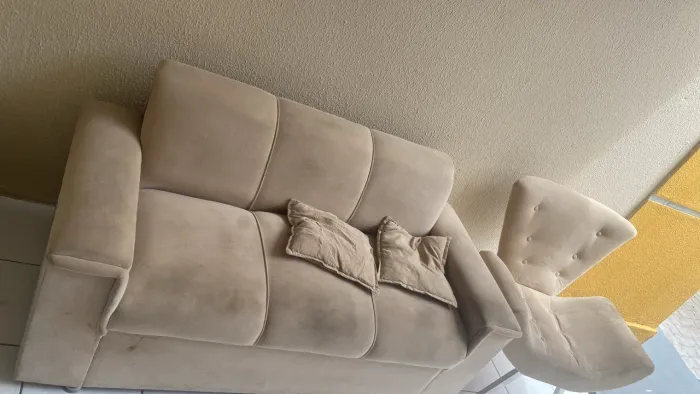 Sofá 3 lugares + poltrona