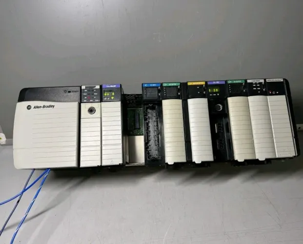 Allen Bradley  Siemens 