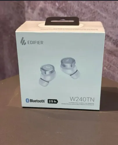 Fone de ouvido Edifier W240TN. 