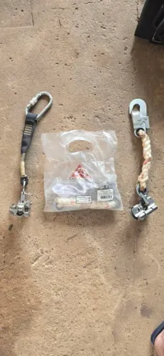 03 trava queda deslizante em aço inox para corda.