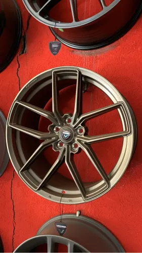 Rodas Vittoria aro 19 5x112 - Essen Dallas