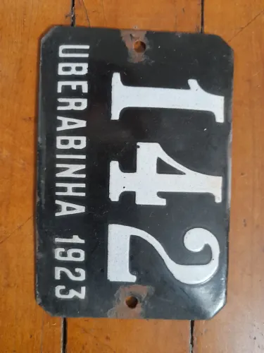 Placa Original Antiga e Rara de Carro - Datada no Ano 1923 em Uberabinha 