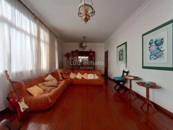 Apartamento à venda no Centro