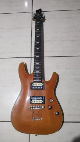 Guitarra Elétrica Schecter Omen Extreme