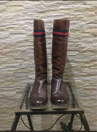 Botas Feminina em Couro Legítimo D.Milton 