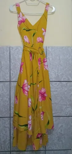 Vestido amarelo floral (Cortelle - Renner)