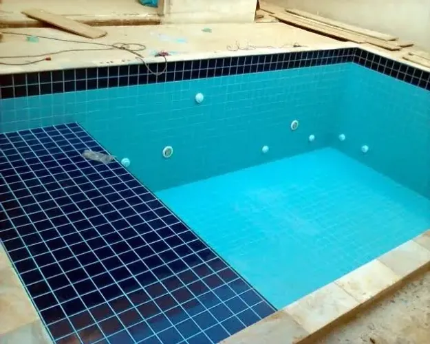construção de piscina de 4 x 3 x 1.40 mão de obra 