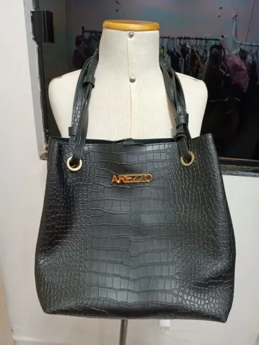 Bolsa em couro ecológico 