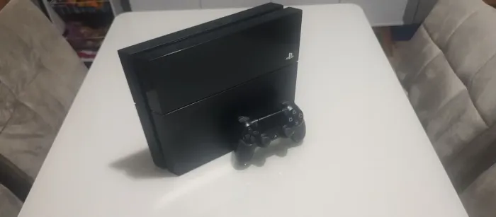 PS4 Fat 1TB - Funcionando perfeitamente