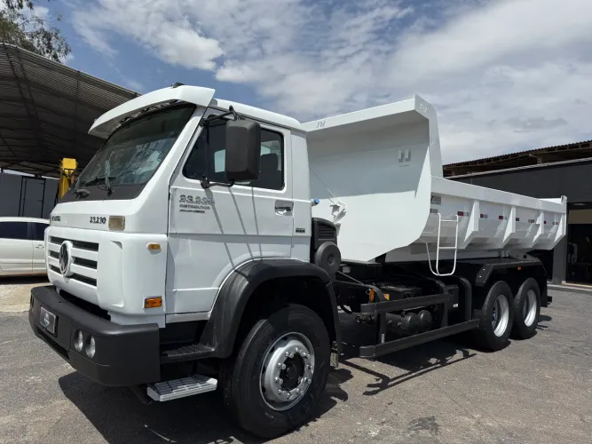 Caminhão caçamba vw 23230